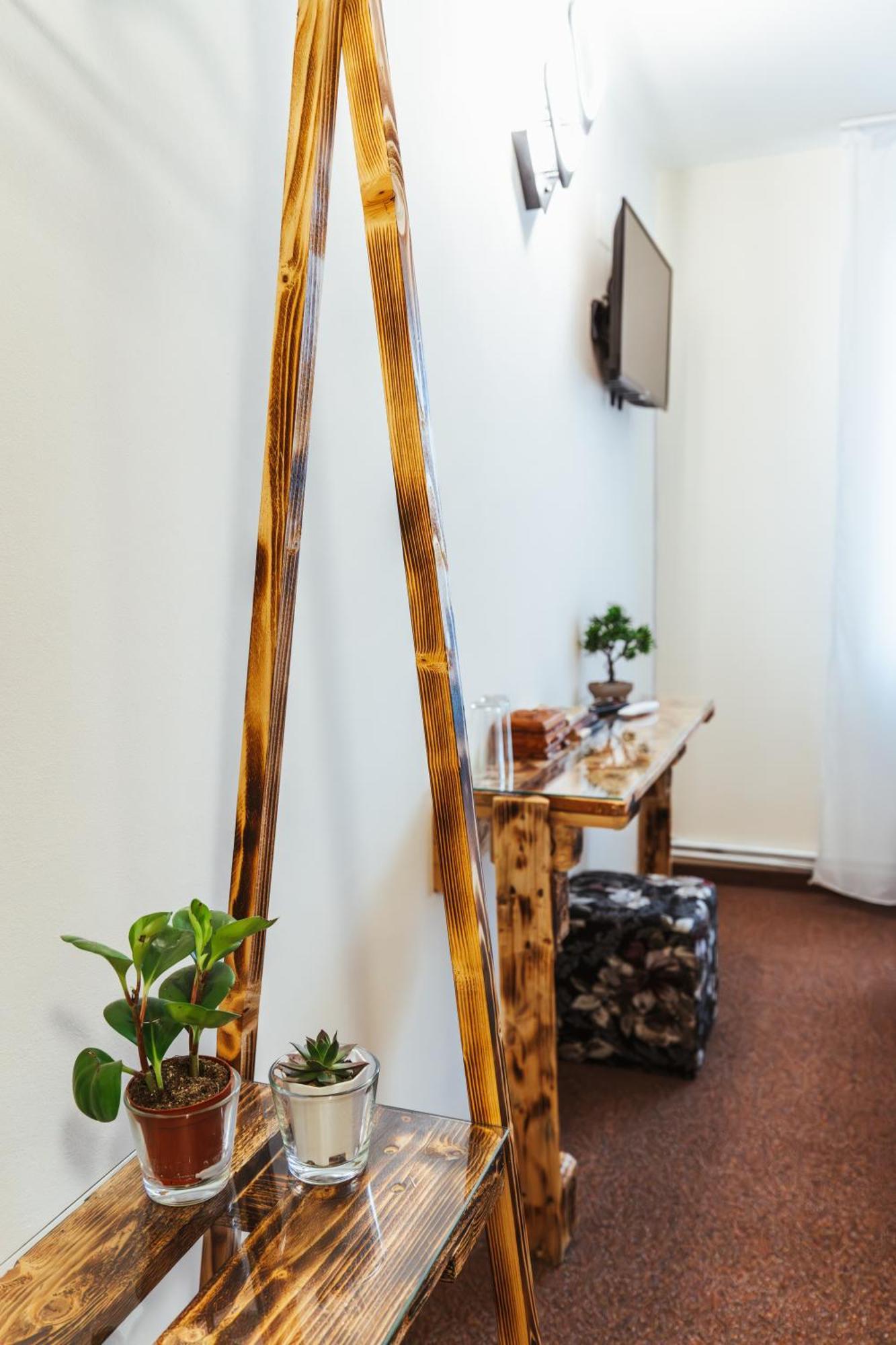 Casa Rosu Hotel Cluj-Napoca Ngoại thất bức ảnh