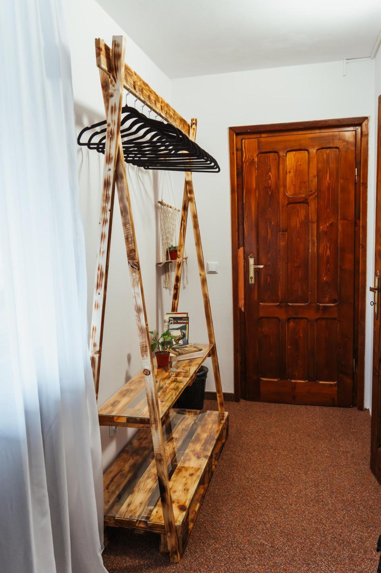 Casa Rosu Hotel Cluj-Napoca Ngoại thất bức ảnh